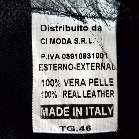 Compagnia Italiana Black Leather Wrap Skirt Size Small - Picture 9 of 11